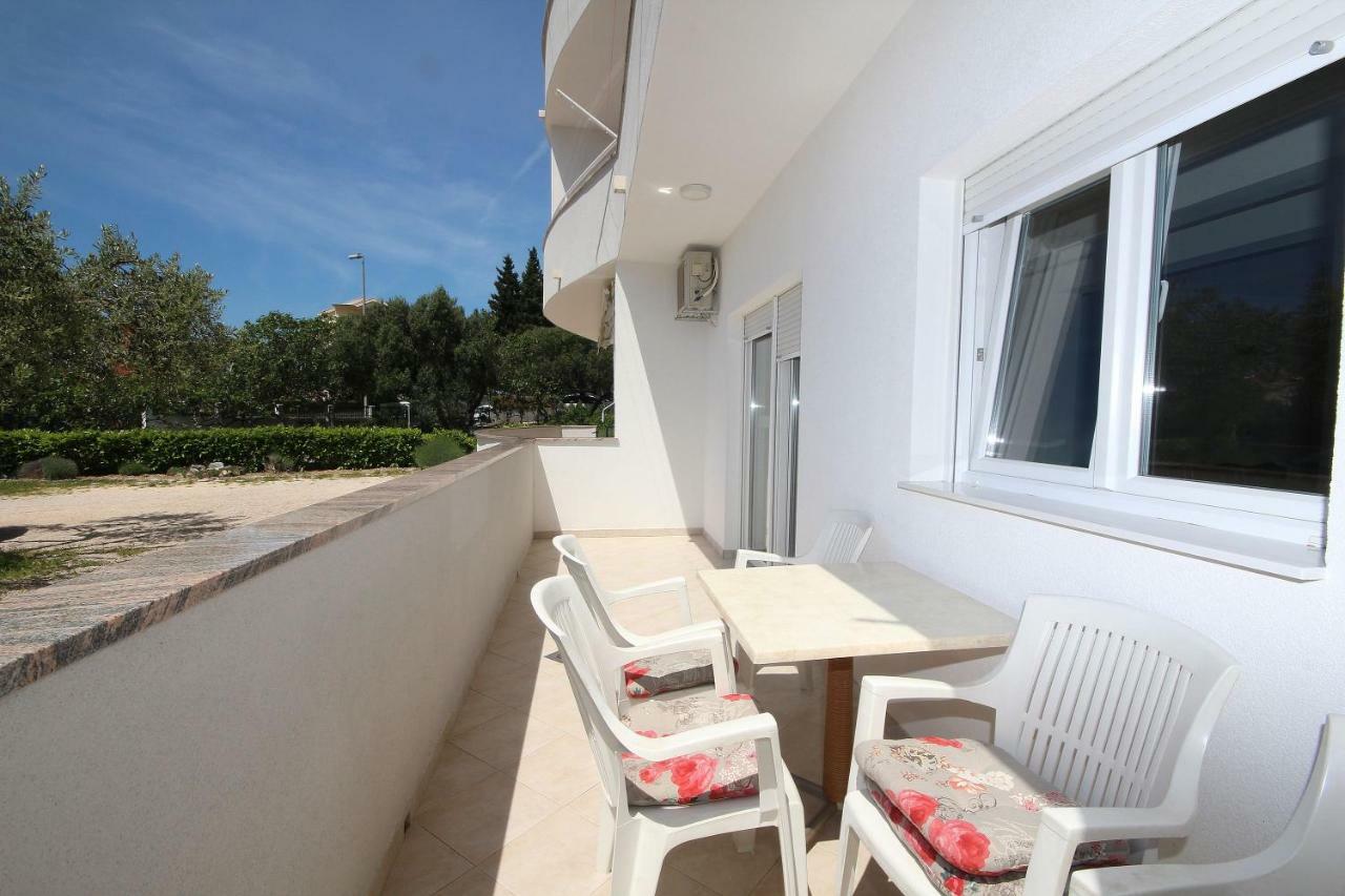 Apartmani Sulenta Apartment *